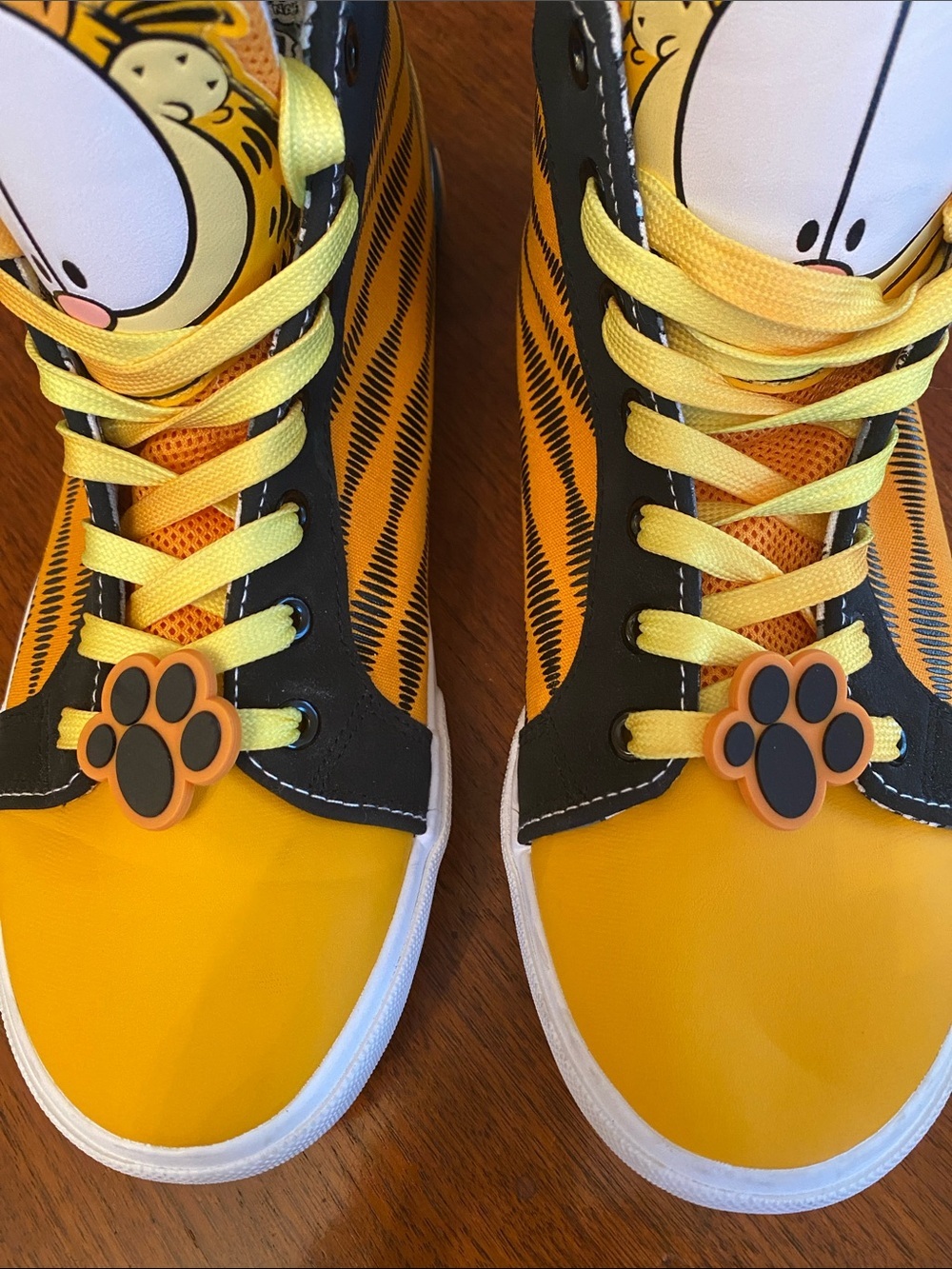 Garfield Yellow High-Top Men’s Sneakers - Picture 2 of 8